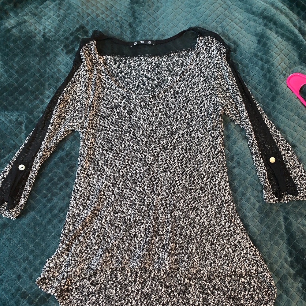 Knitted/ Mesh top